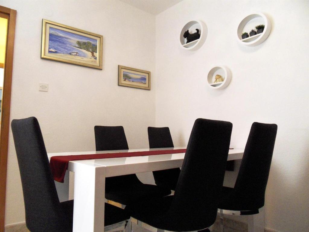 Apartments Varos Split Room photo