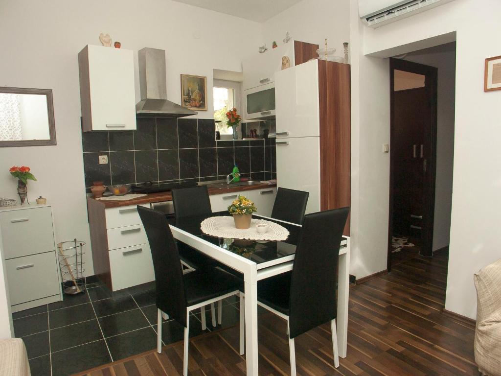 Apartments Varos Split Room photo